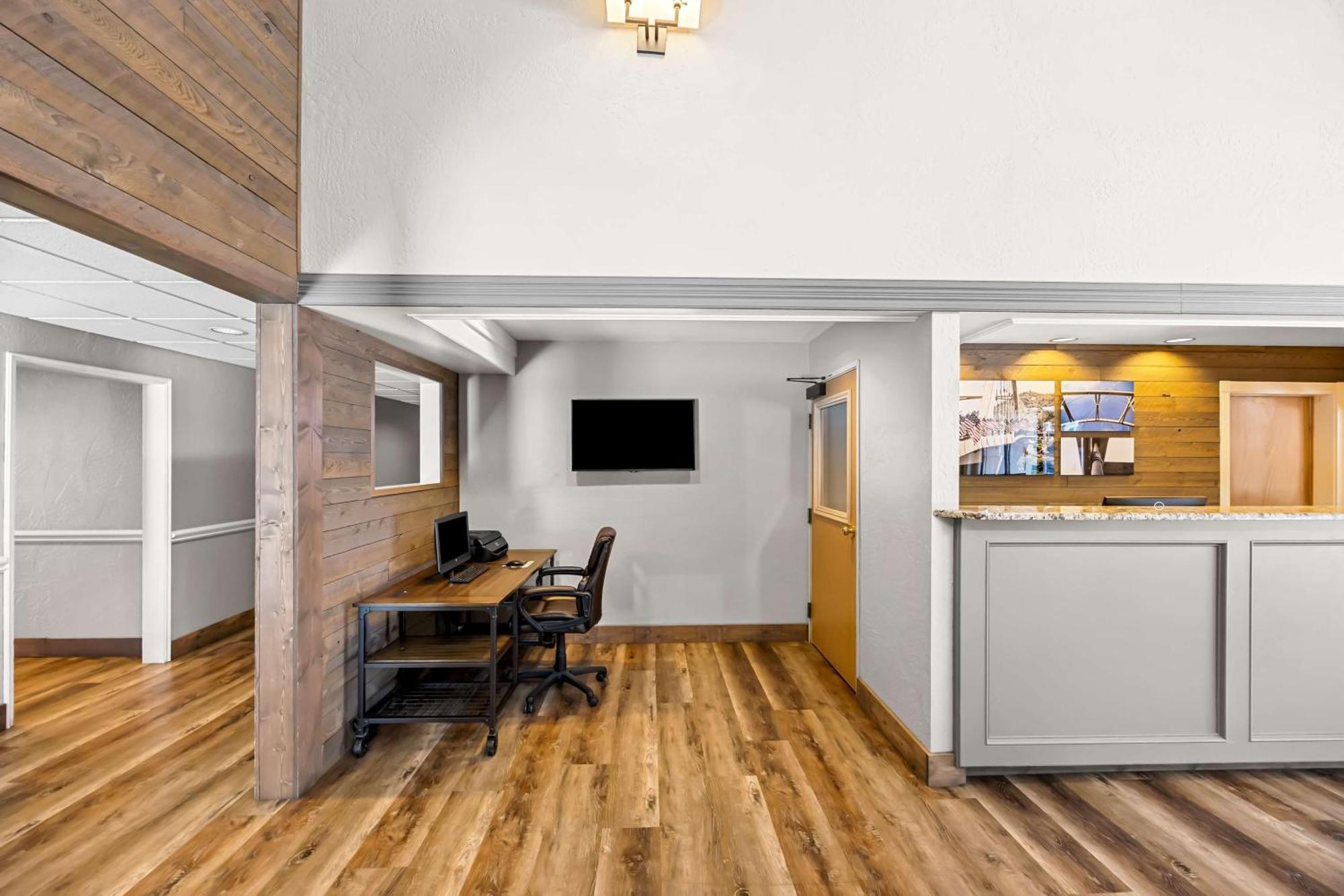Best Western Inn At The Rogue Rogue River Exterior photo