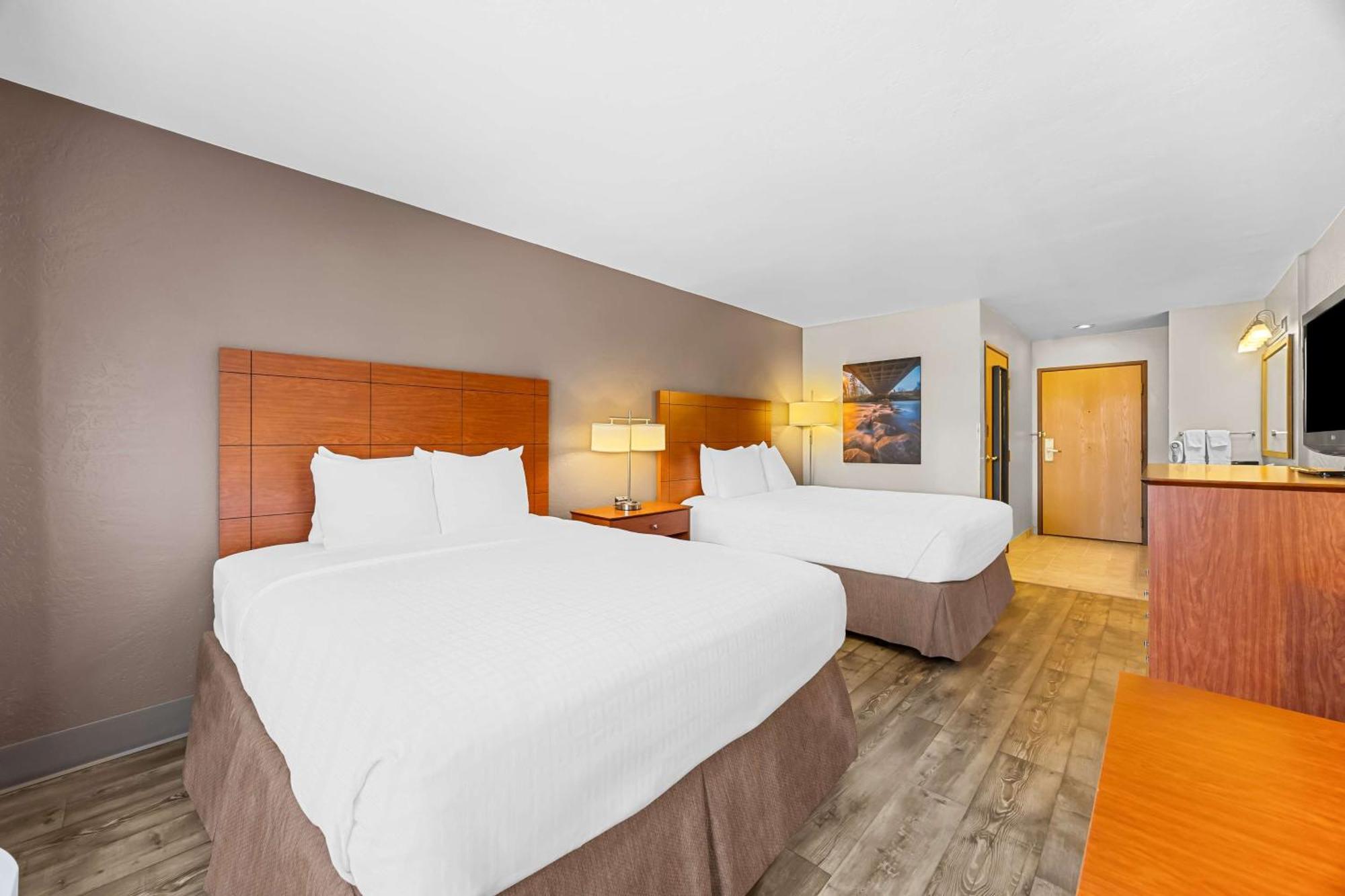 Best Western Inn At The Rogue Rogue River Exterior photo
